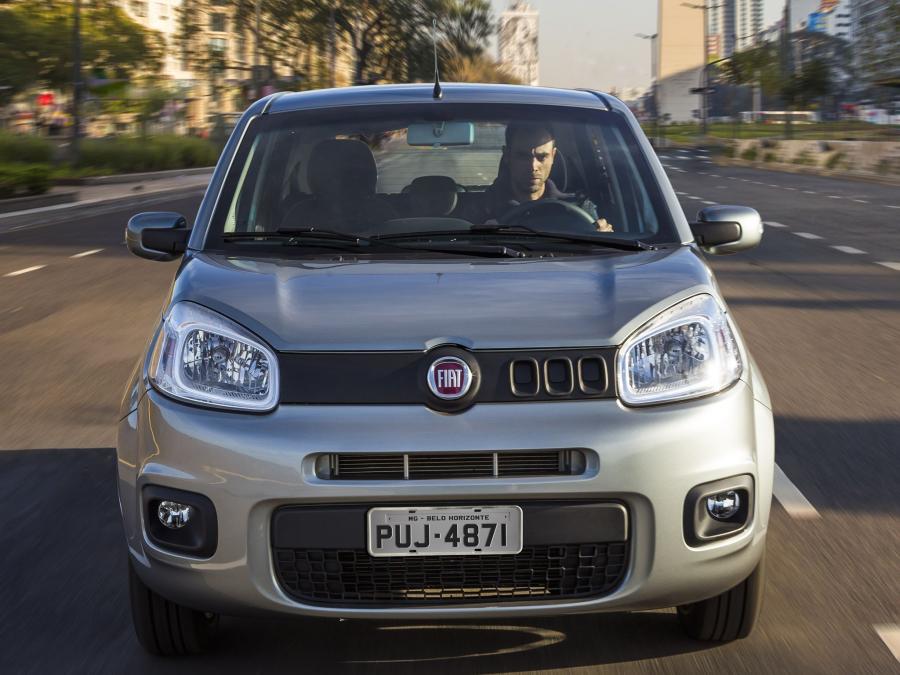  Fiat Uno Attractive 2014 года  (фото 12 из 18)